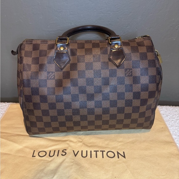 Louis Vuitton Handbags - Louis Vuitton Damier Ebene Speedy 30